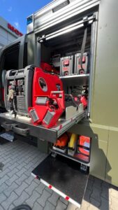 52e65790-325b-49fc-beb7-94591257ae8e