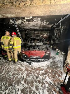 90482d7c-3103-4ae3-8fb9-718d87851696